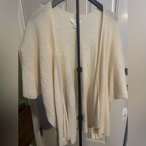 Time and Tru Cream Women's Poncho